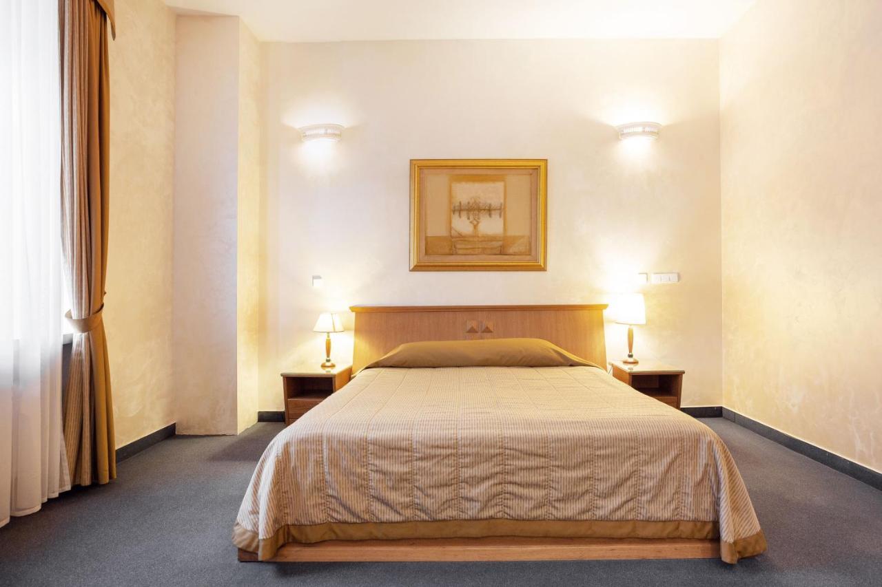 Atrium Suites Wilna Exterior foto