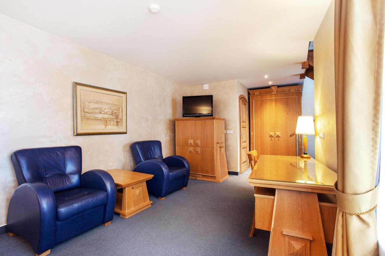 Atrium Suites Wilna Exterior foto