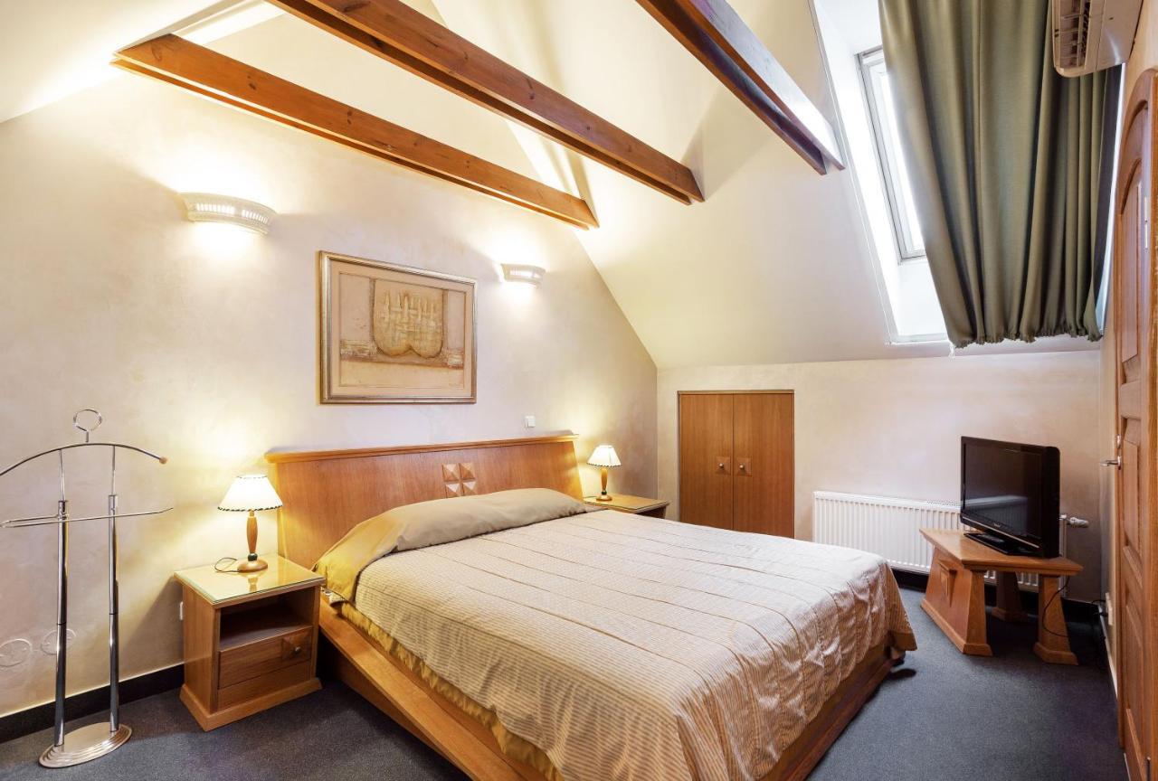 Atrium Suites Wilna Exterior foto